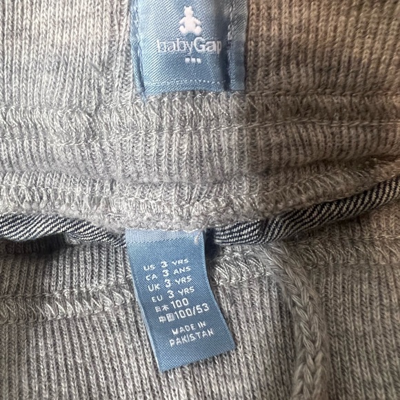 GAP denim pull on shorts and denim pull on jeans - Picture 2 of 3